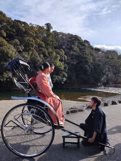伊勢人力車竜笑