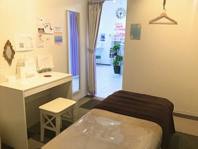 小顔FaceLabo.伊勢店