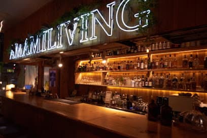 AMAMILIVING 伊勢市駅前すぐ(伊勢神宮外宮側)のCAFE_BAR